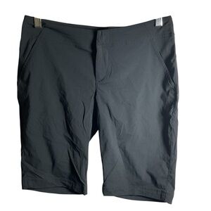Columbia Black Flat Front Shorts Nylon Omni Shield